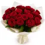 Букет из 21 красной розы в упаковке